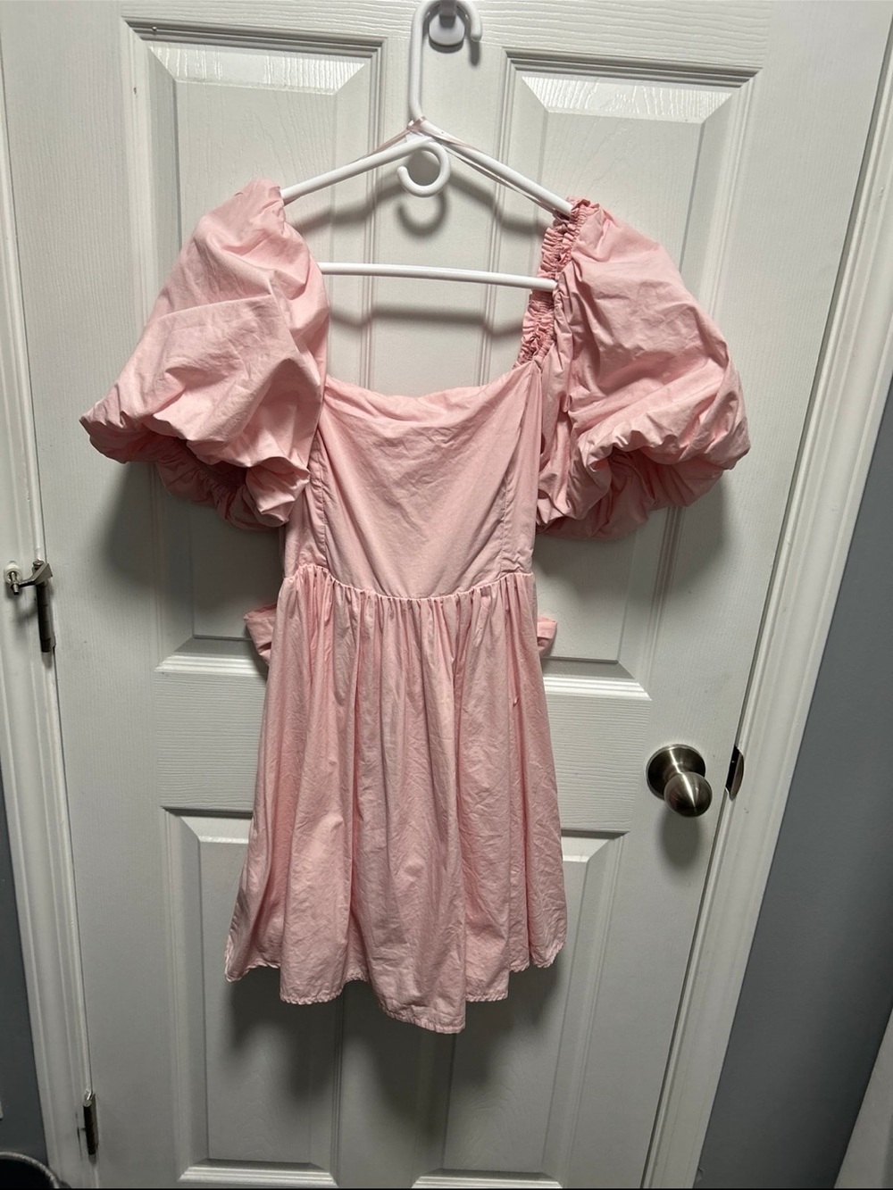 Pink Puff-Sleeve Mini Dress